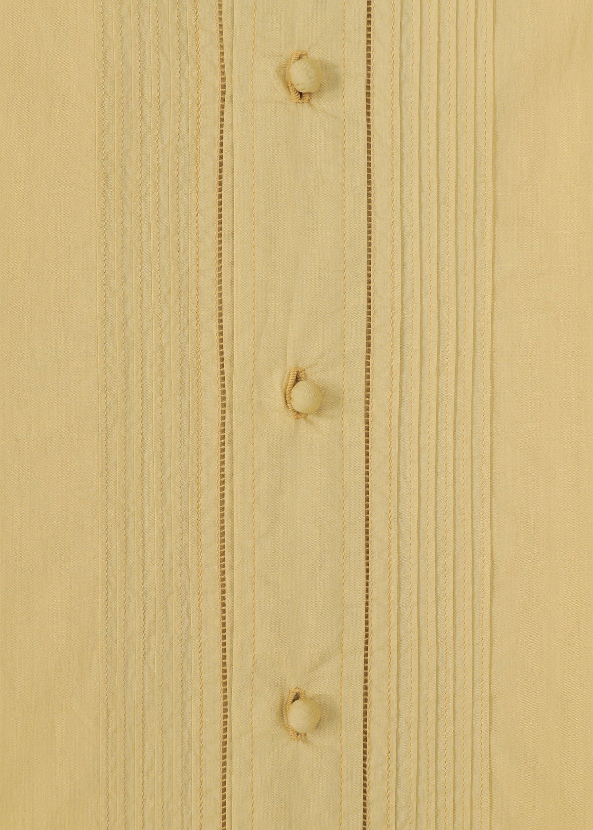 A detail shot of the HAAT BABY JALI shirt.