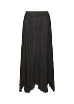 A product shot of the HAAT TATSUMAKI SKIRT skirt in black.