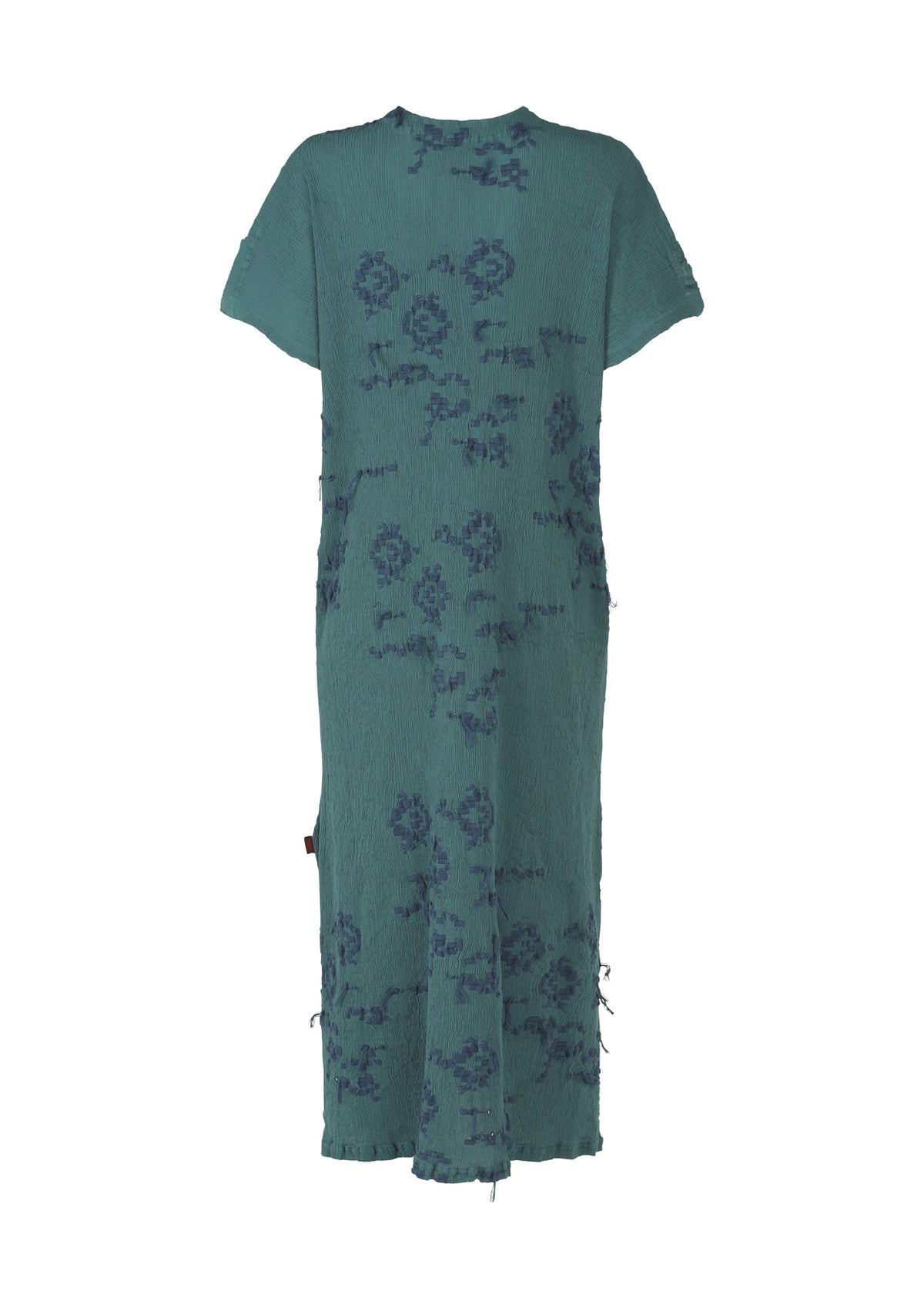 A detail shot of the HAAT KYO CHIJIMI CUT LOOP dress.