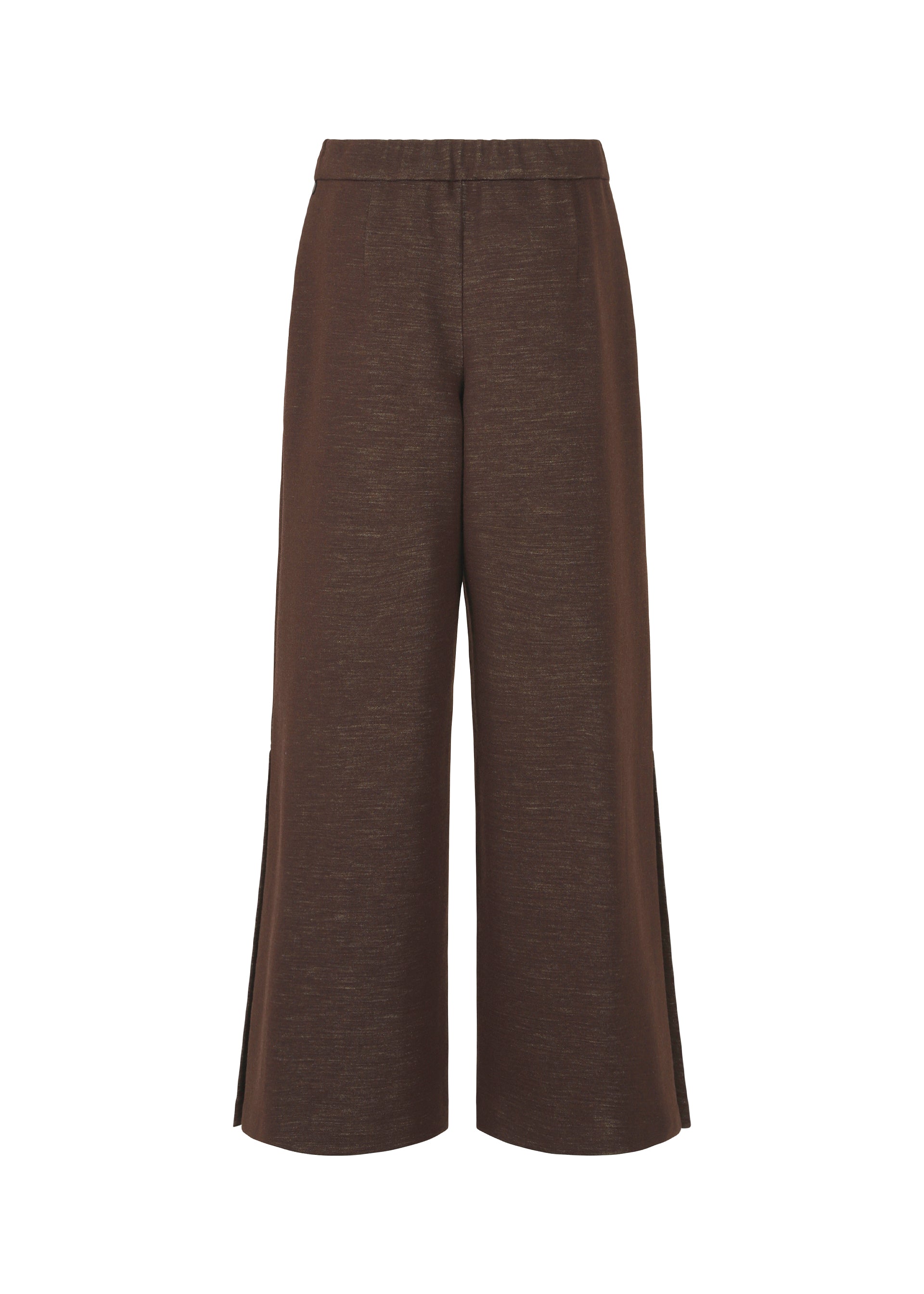 A detail shot of the HAAT EDGE LINE trousers.