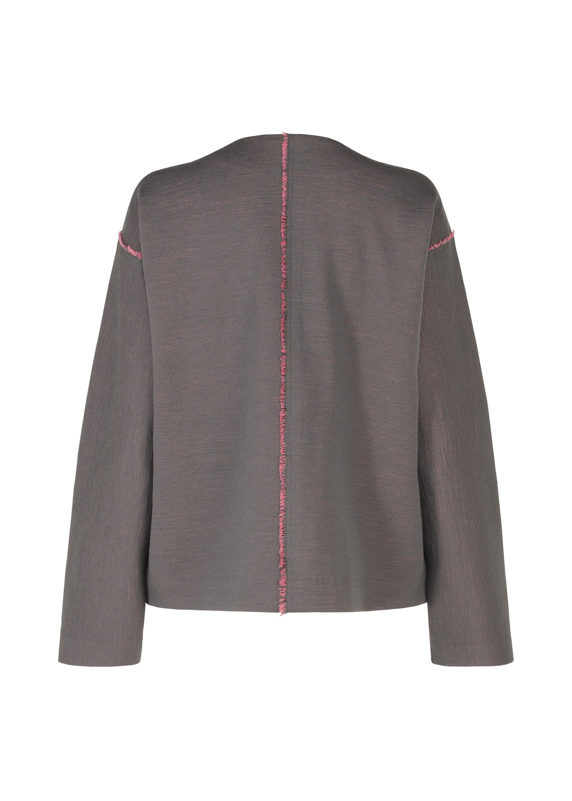 A detail shot of the HAAT EDGE LINE cardigan.