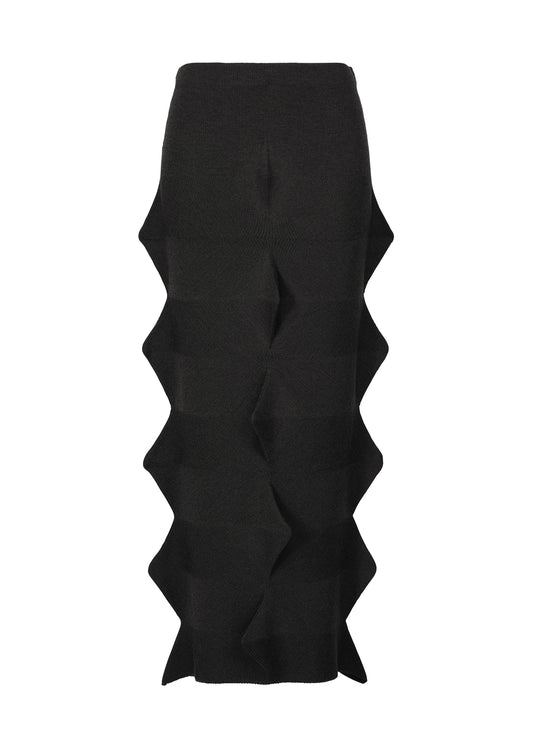A product shot of the HAAT 2001 FROM skirt in black (15).