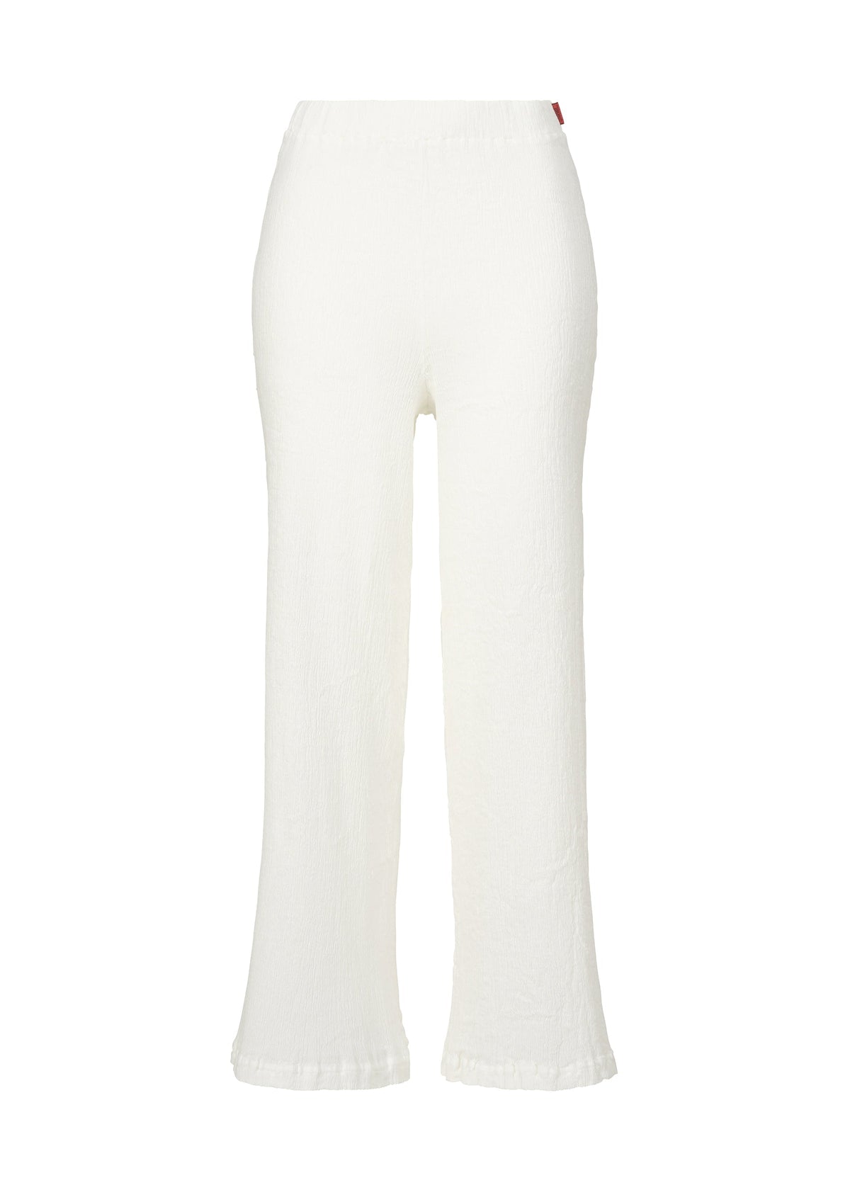 A product shot of the HAAT  KYO CHIJIMI BASIC trousers in white (01)