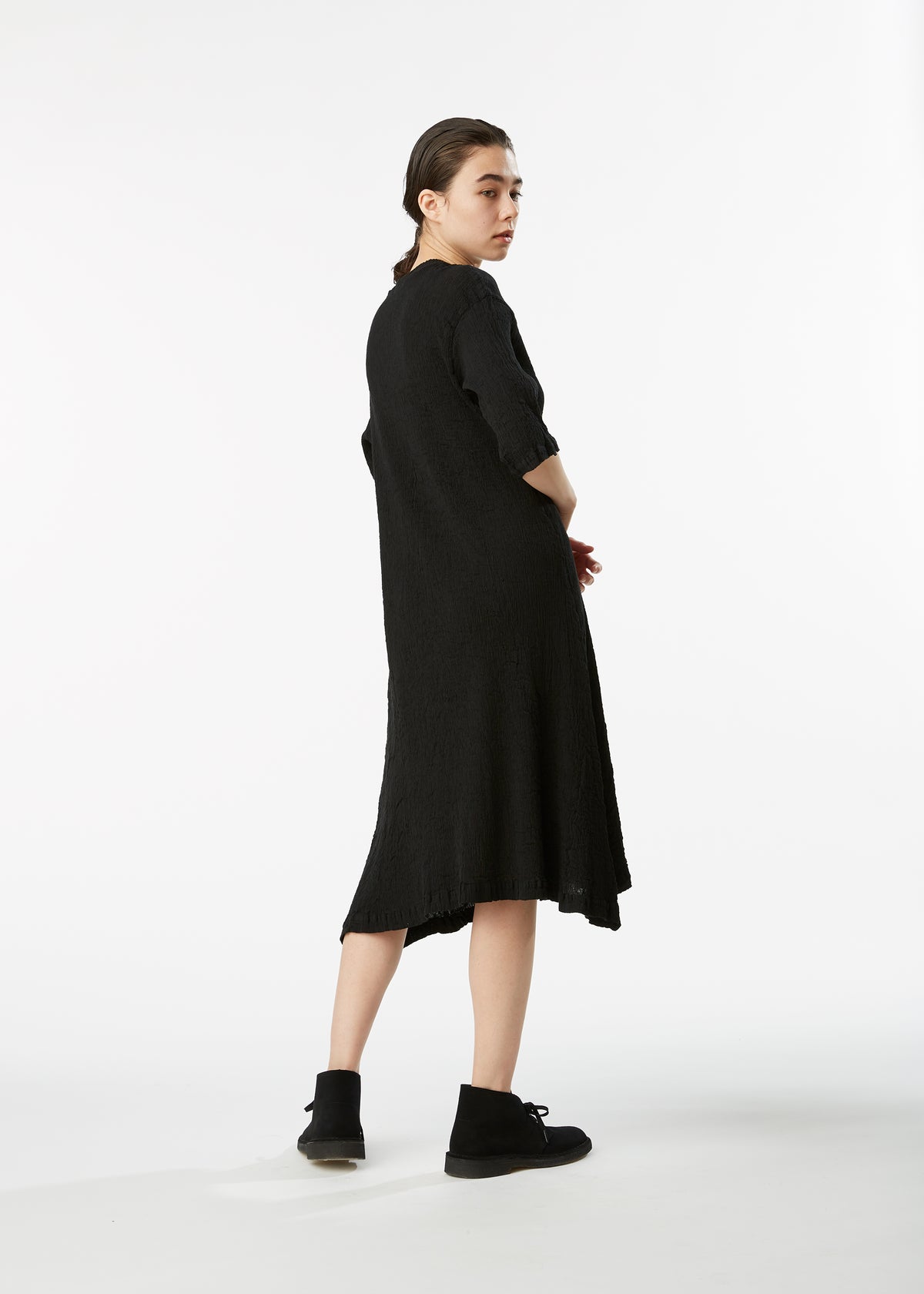A model wears the HAAT  KYO CHIJIMI BASIC dress