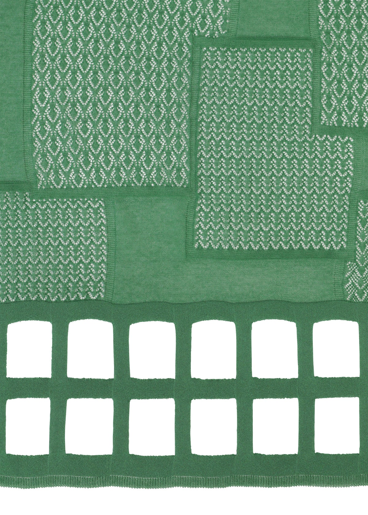 A detail shot of the HAAT SHEER MOSAIC stole.