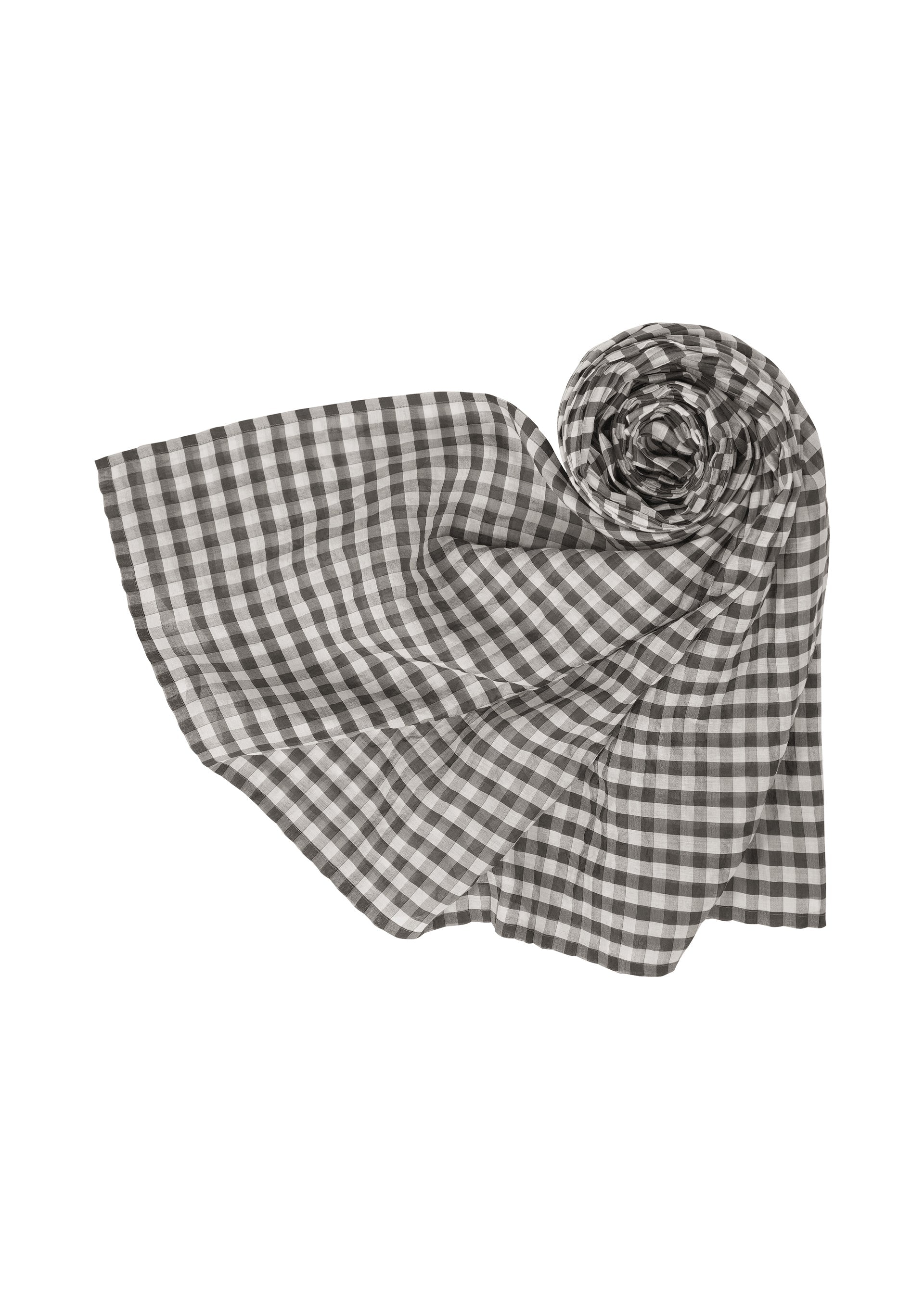 A product shot of the HAAT 2 SIDE PINTUCKING stole in black (15).