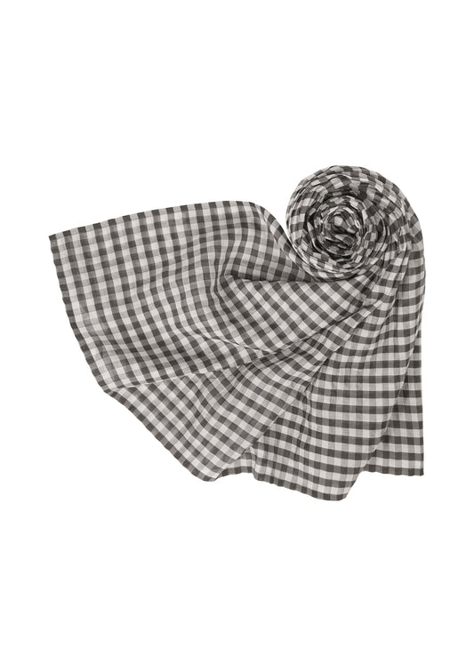 A product shot of the HAAT 2 SIDE PINTUCKING stole in black (15).