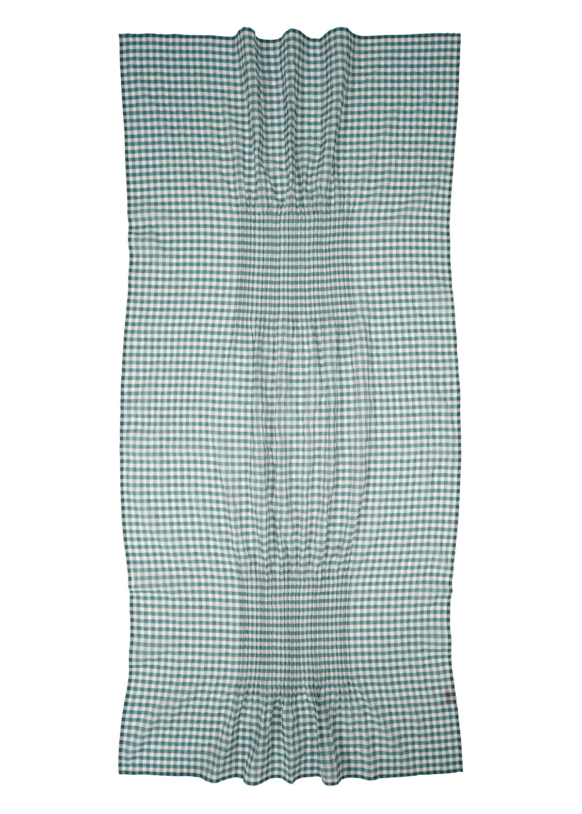 A detail shot of the HAAT 2 SIDE PINTUCKING stole.