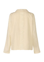 A detail shot of the HAAT TENMOKU COTTON jacket.