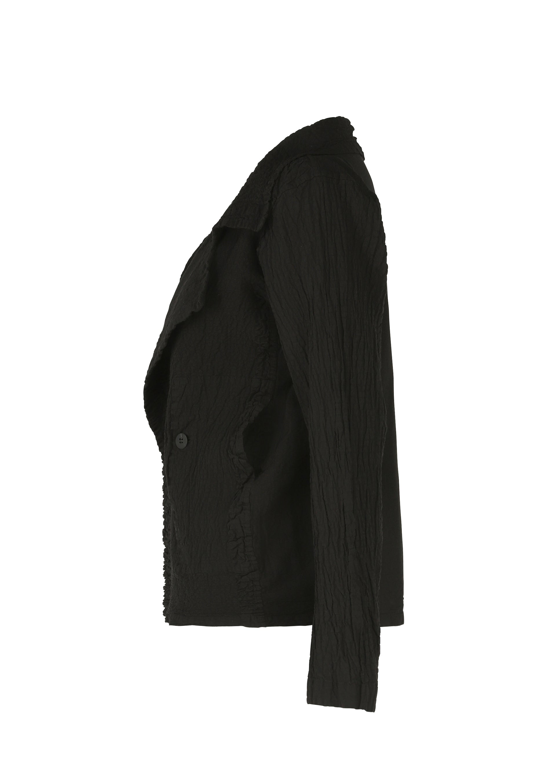 A detail shot of the HAAT TENMOKU COTTON jacket.