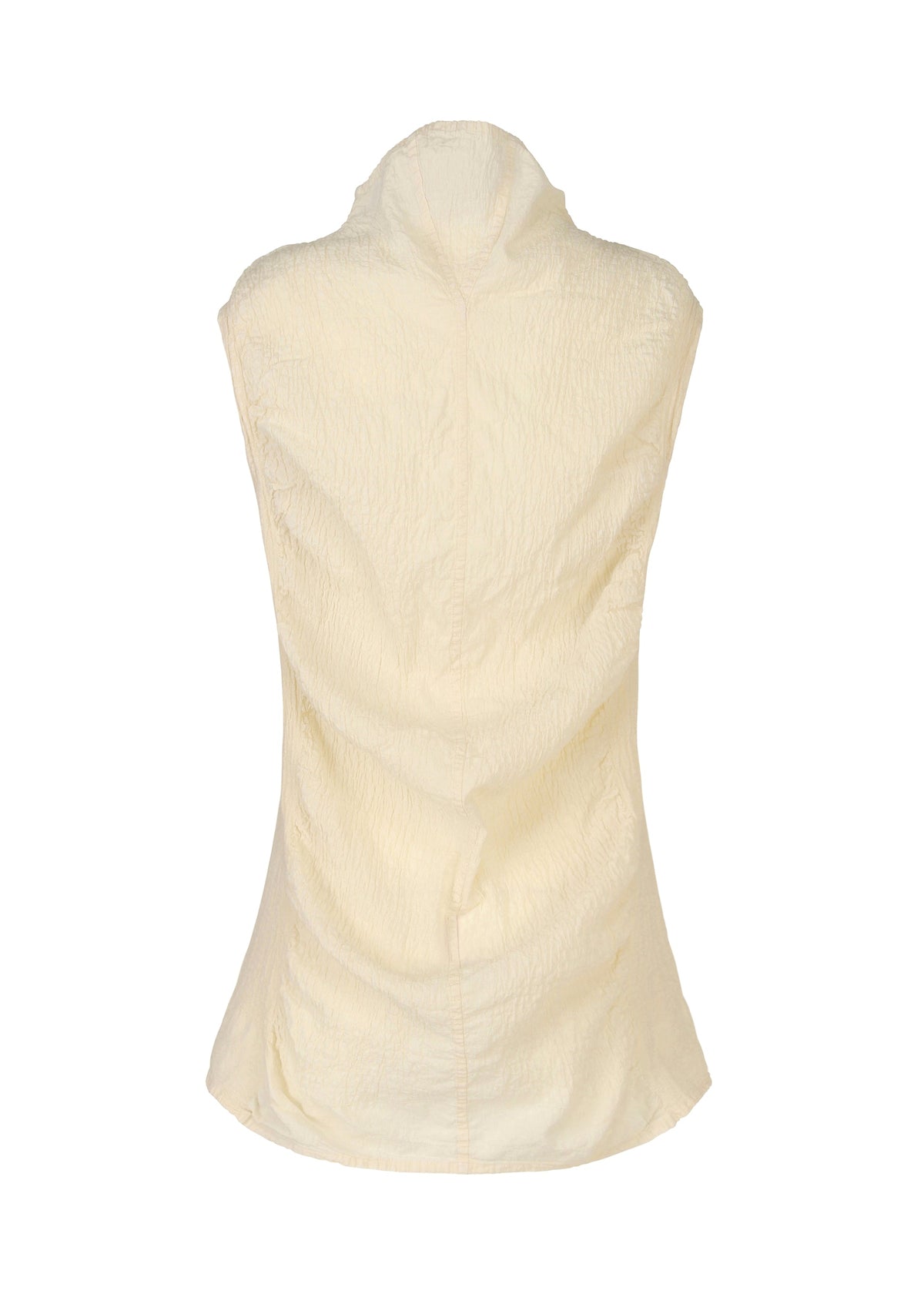 A detail shot of the HAAT TENMOKU COTTON vest.