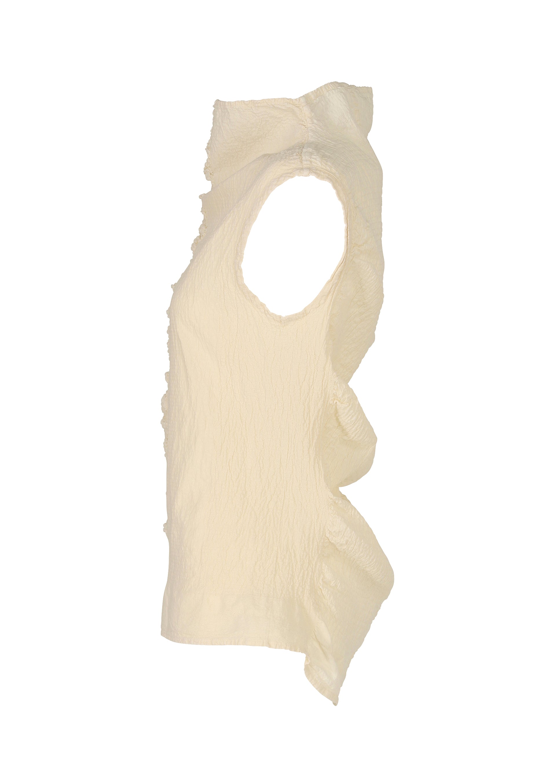 A detail shot of the HAAT TENMOKU COTTON vest.