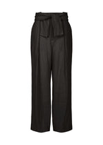 A product shot of the HAAT JIKI trousers in black (15).
