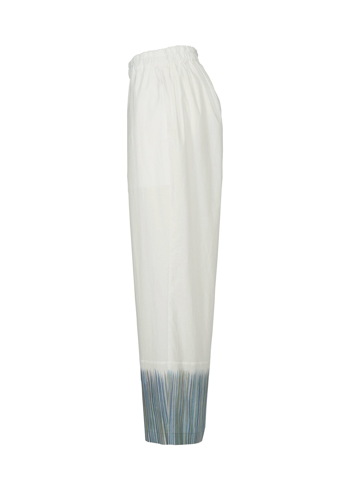 A detail shot of the HaaT SAZANAMI trousers.