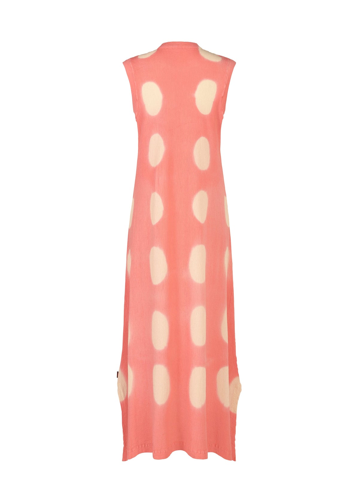 A detail shot of the HAAT KYO CHIJIMI ITAJIME dress.