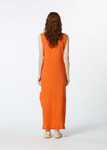 A model wears the HAAT KYO CHIJIMI MAY dress.