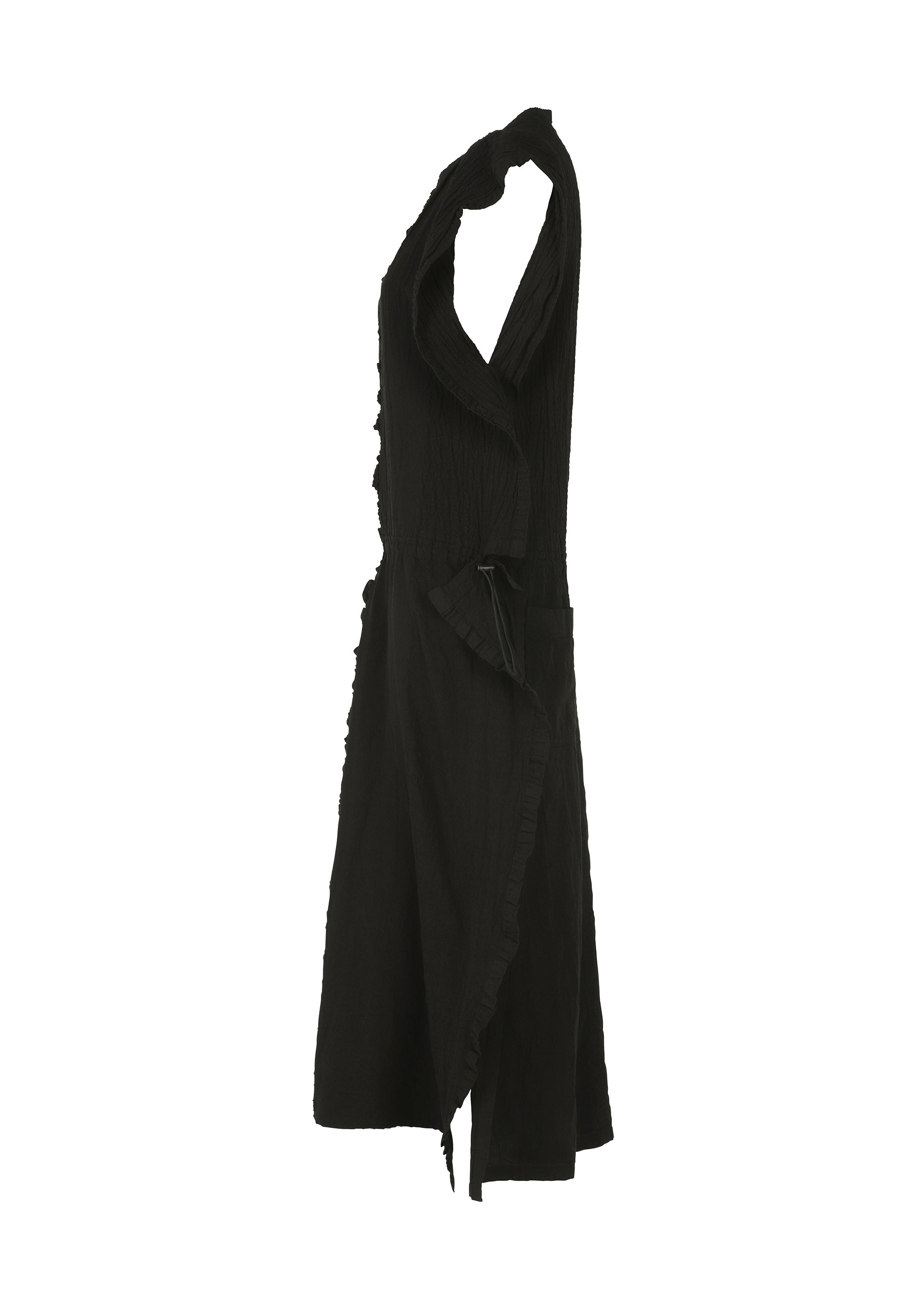 A detail shot of the HAAT TENMOKU COTTON dress.