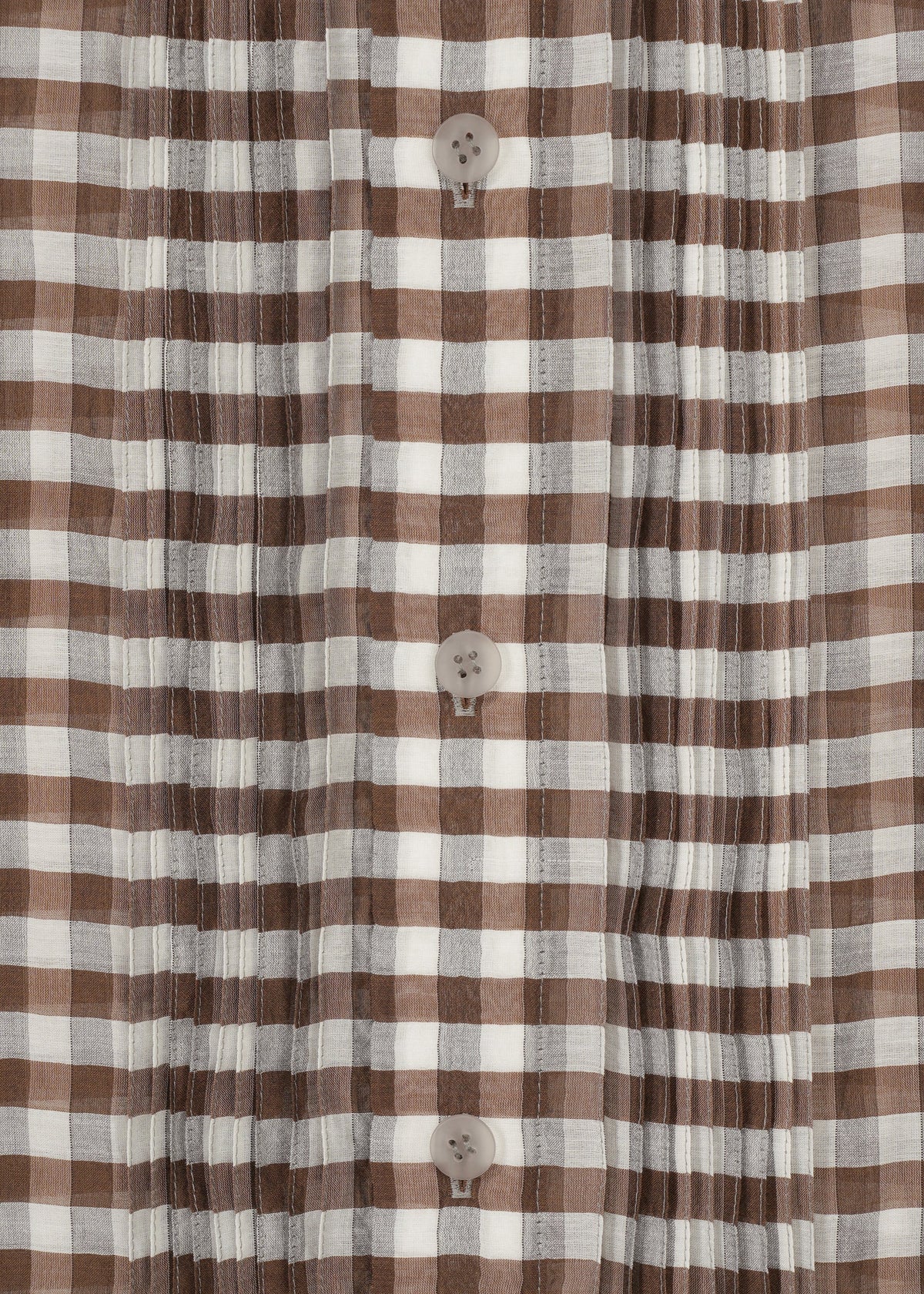 A detail shot of the HAAT 2 SIDE PINTUCKING shirt.