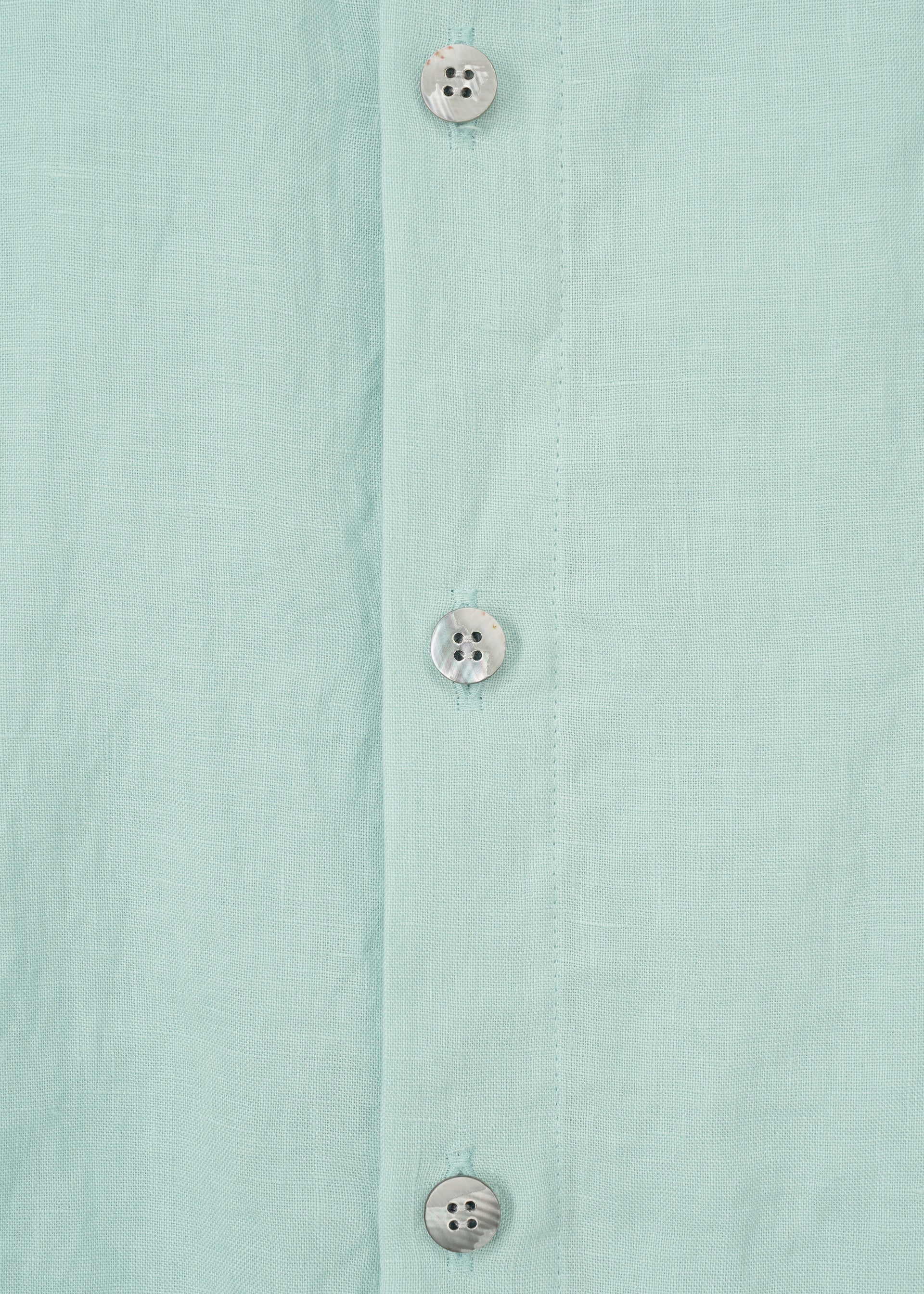 A detail shot of the HAAT JIKI shirt.