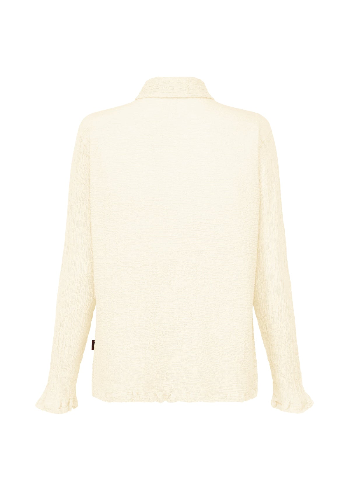 A detail shot of the HAAT KYO CHIJIMI 2WAY JANUARY 1 shirt.