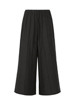 A product shot of the HAAT RADIAL LINE KNIT trousers in black (15).