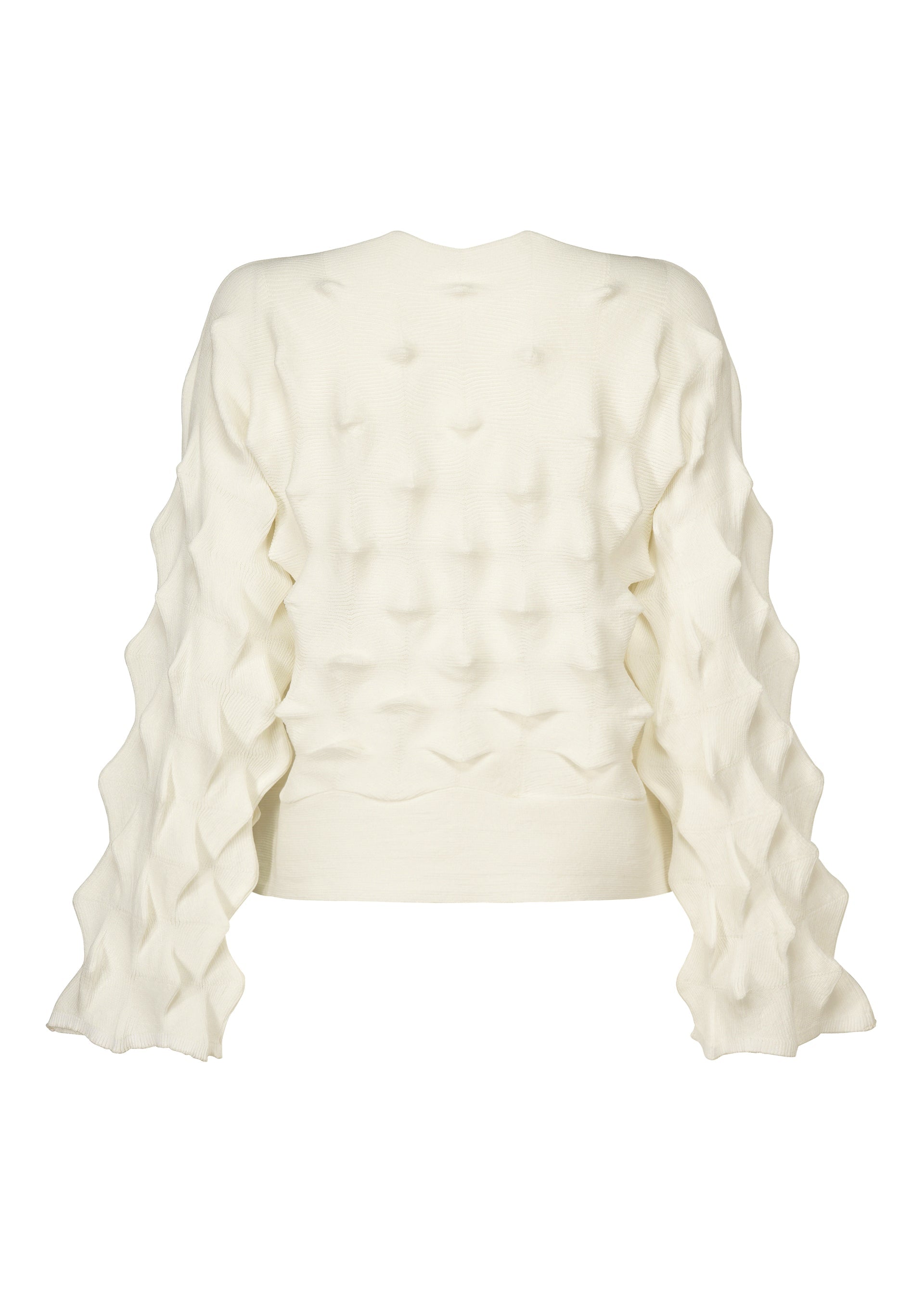 A detail shot of the HAAT ZIG ZAG KNIT shirt.
