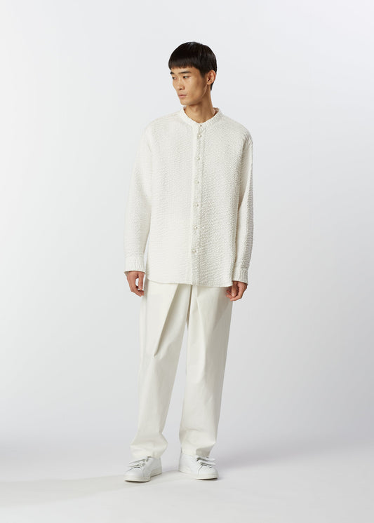 A model wears the HAAT 3 MUL MACHINE KABIRA '26SS clothing.