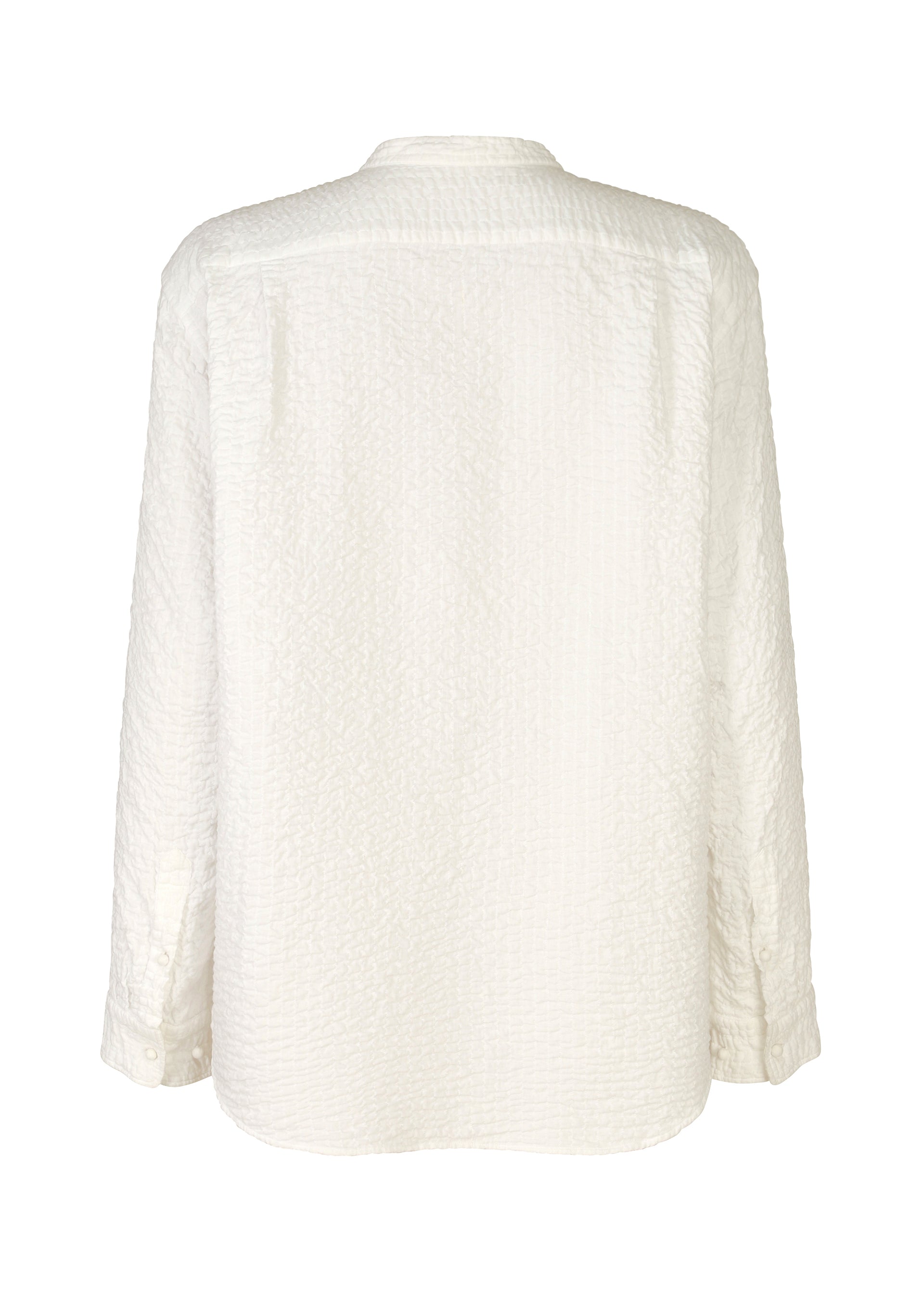 A detail shot of the HAAT 3 MUL MACHINE KABIRA '26SS clothing.