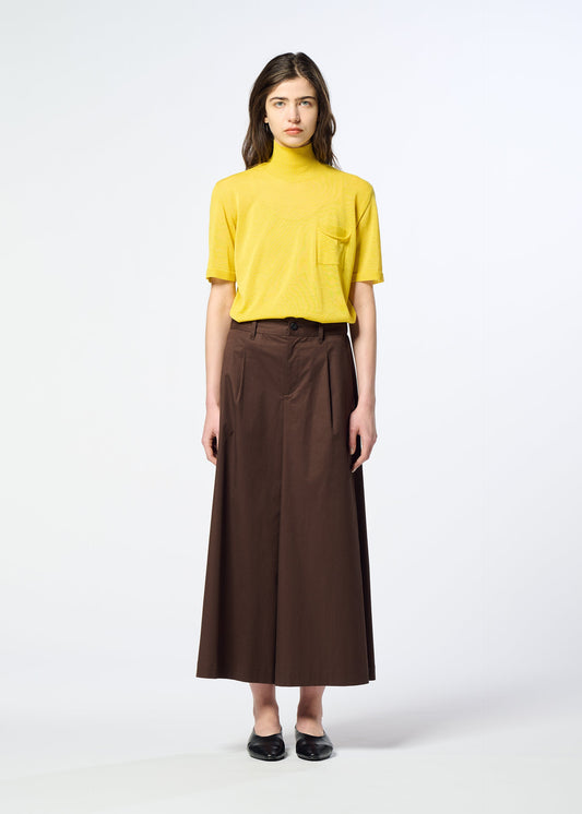A model wears the HaaT COTTON STRETCH BOTTOM cotton-stretch-bottom-trousers-brown.