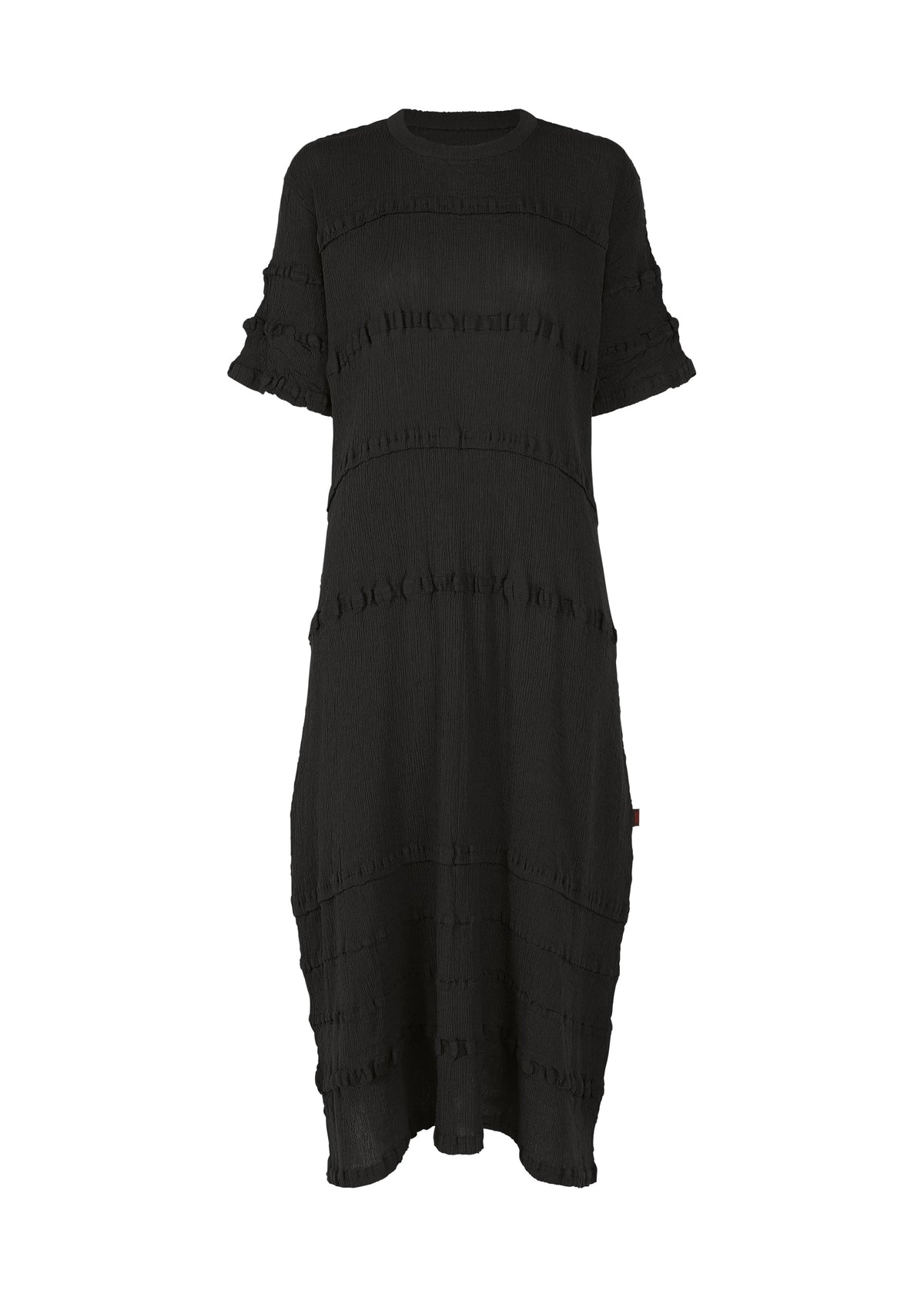 A product shot of the HaaT KYO CHIJIMI TSUCHIKABE dress in black.