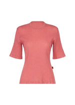A product shot of the HaaT KYO CHIJIMI AUGUST top in coral.
