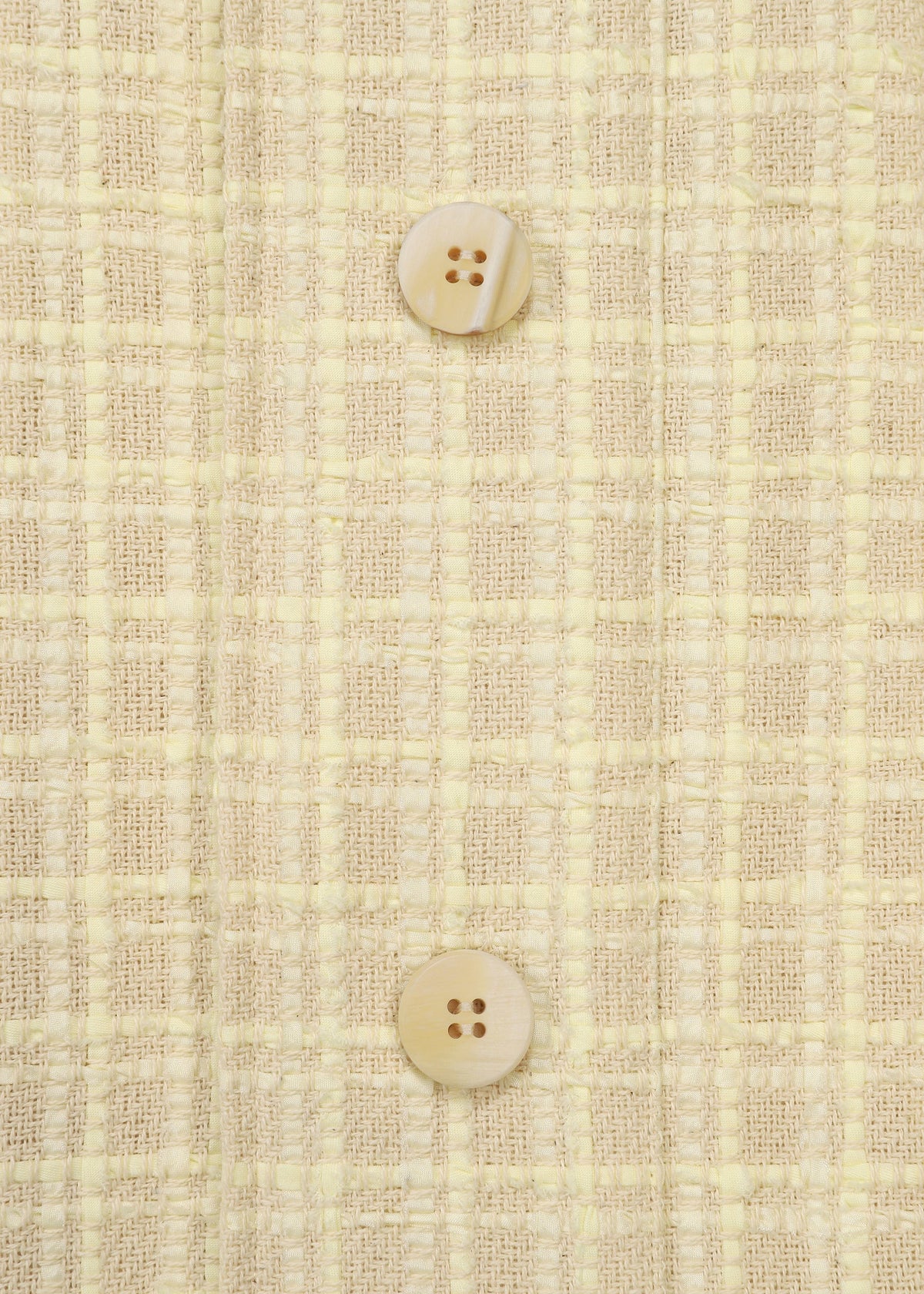 A detail shot of the HaaT SAKIORI cardigan.