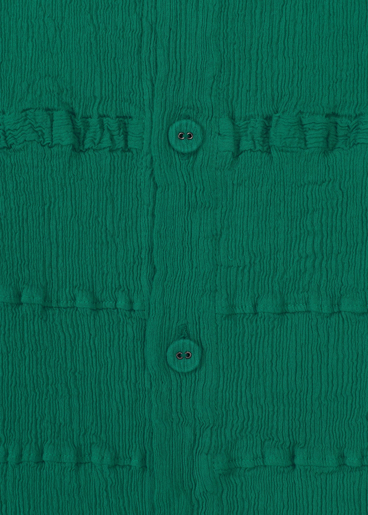 A detail shot of the HaaT KYO CHIJIMI TSUCHIKABE cardigan.