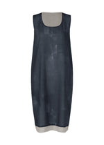 A product shot of the HaaT WALL WHITE HEM tunic in navy.