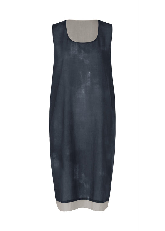 A product shot of the HaaT WALL WHITE HEM tunic in navy.