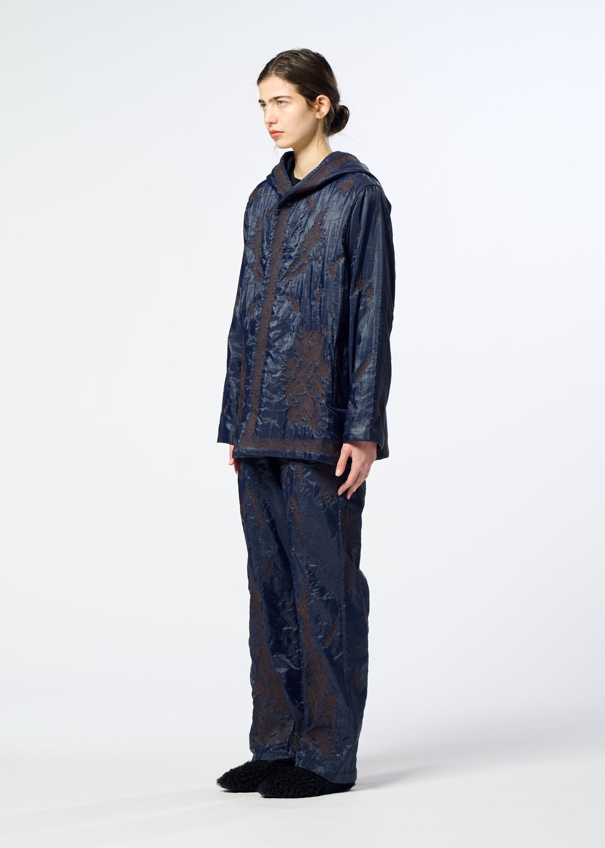 A model wears the HaaT DELICATE FLORAL BHILL delicate-floral-bhill-jacket-almost-black.