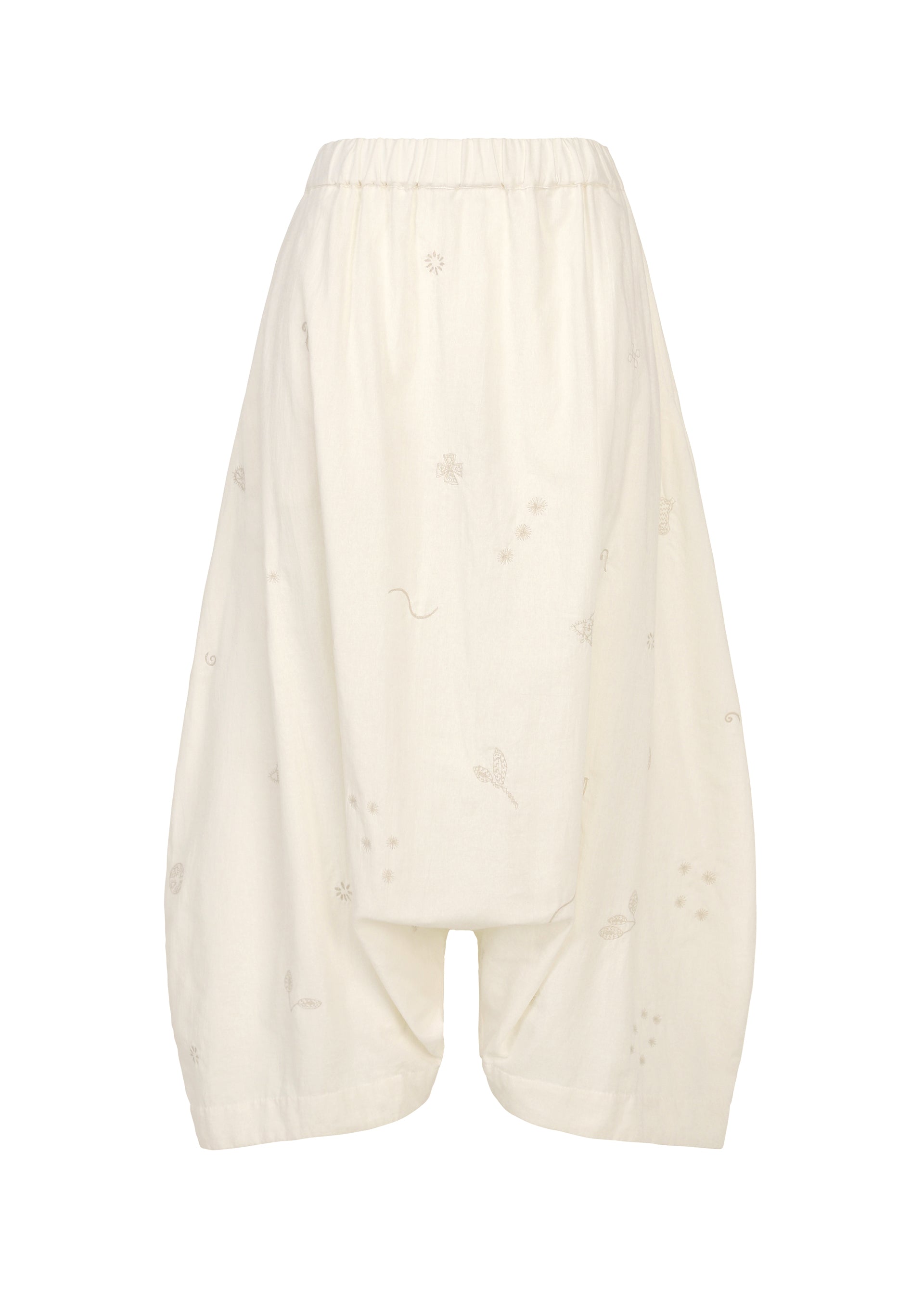 A product shot of the HaaT MULMUL BHILL trousers in ecru.