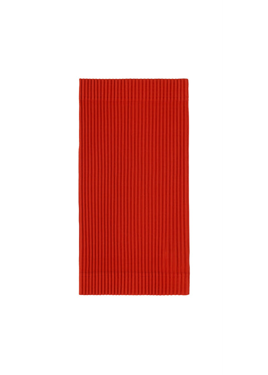 A product shot of the HOMME PLISSÉ ISSEY MIYAKE PLEATS TUBE hat in red (24).