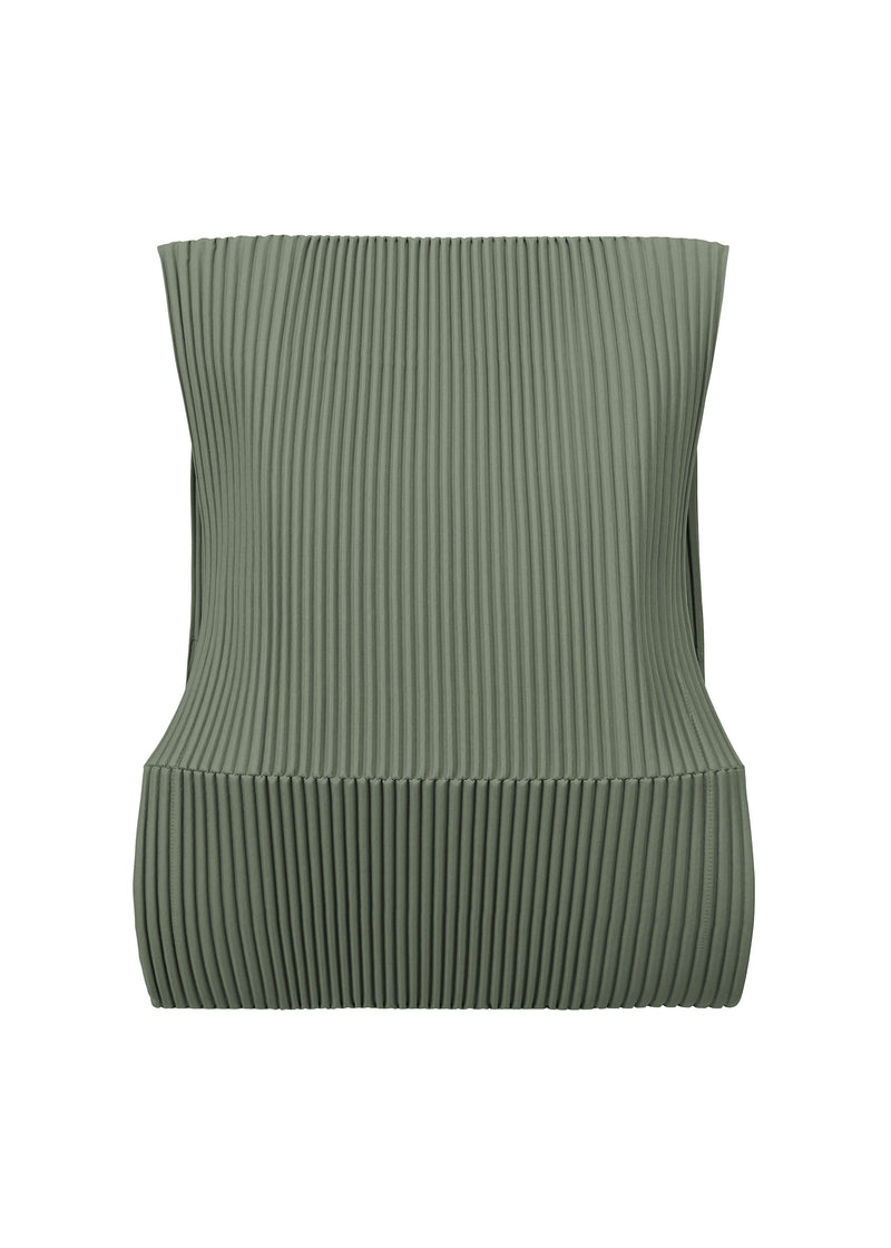 A product shot of the HOMME PLISSÉ ISSEY MIYAKE PLEATS BACKPACK bag in moss green (63).