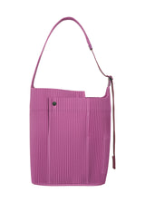 A product shot of the HOMME PLISSÉ ISSEY MIYAKE  UTILITY bag in purple (81)