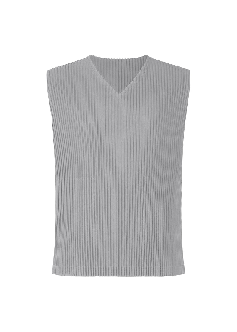 A product shot of the HOMME PLISSÉ ISSEY MIYAKE MC AUGUST vest in mole grey (16)