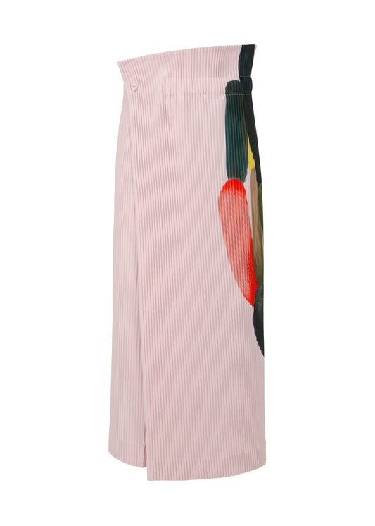 A product shot of the HOMME PLISSÉ ISSEY MIYAKE RB_DRAWING PLEATS trousers in green x pink (96)