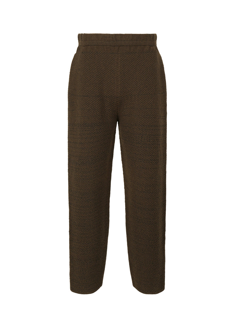 A product shot of the HOMME PLISSÉ ISSEY MIYAKE RUSTIC KNIT trousers in brown (44).