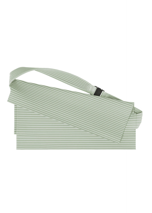 A product shot of the HOMME PLISSÉ ISSEY MIYAKE OVERLAP bag in frosty grey (17).