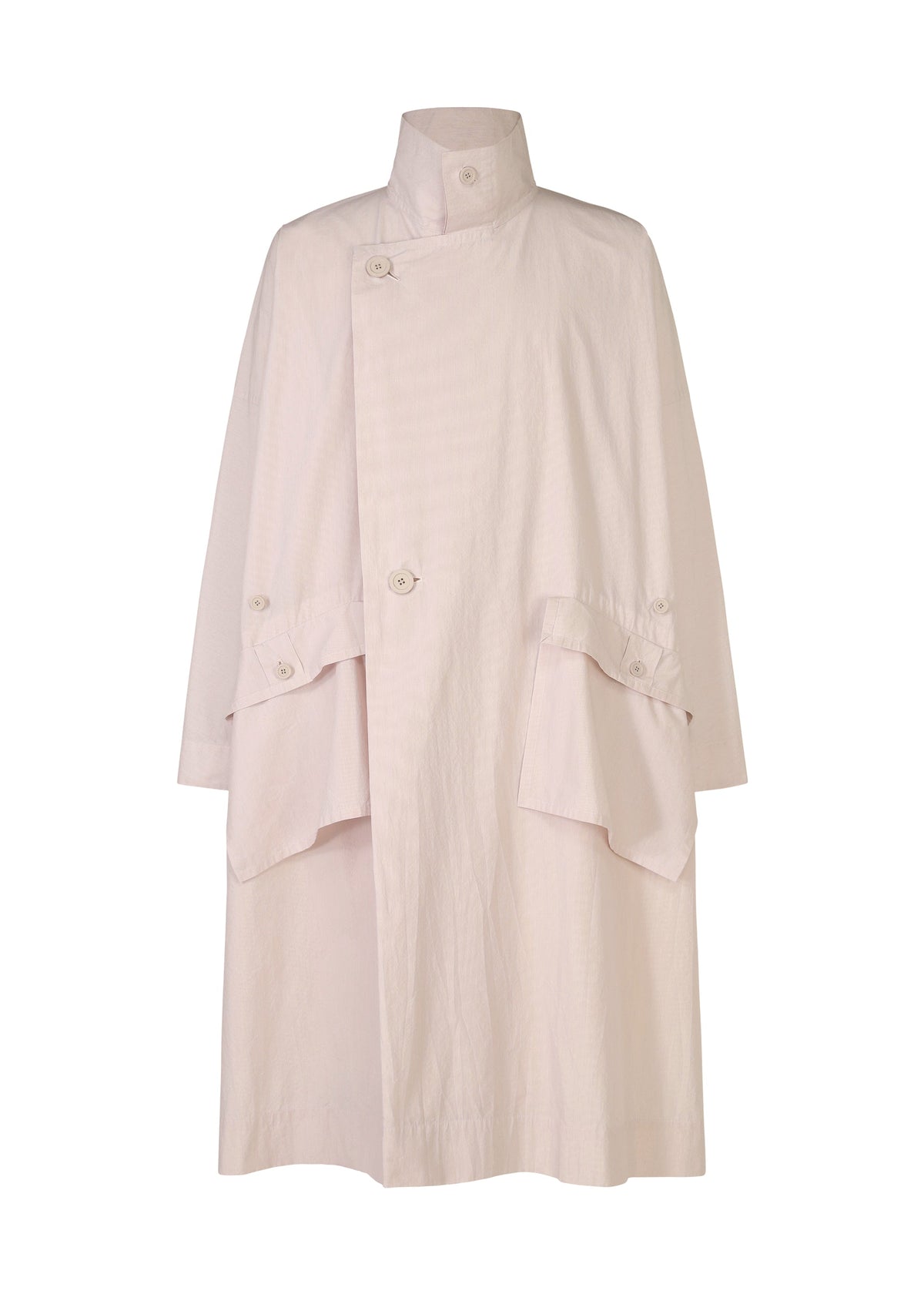 A detail shot of the HOMME PLISSÉ ISSEY MIYAKE FRESHEN coat.