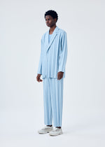A model wears the HOMME PLISSÉ ISSEY MIYAKE EDGE ENSEMBLE jacket.