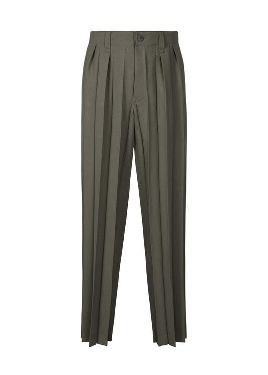 A product shot of the HOMME PLISSÉ ISSEY MIYAKE EDGE ENSEMBLE trousers in .