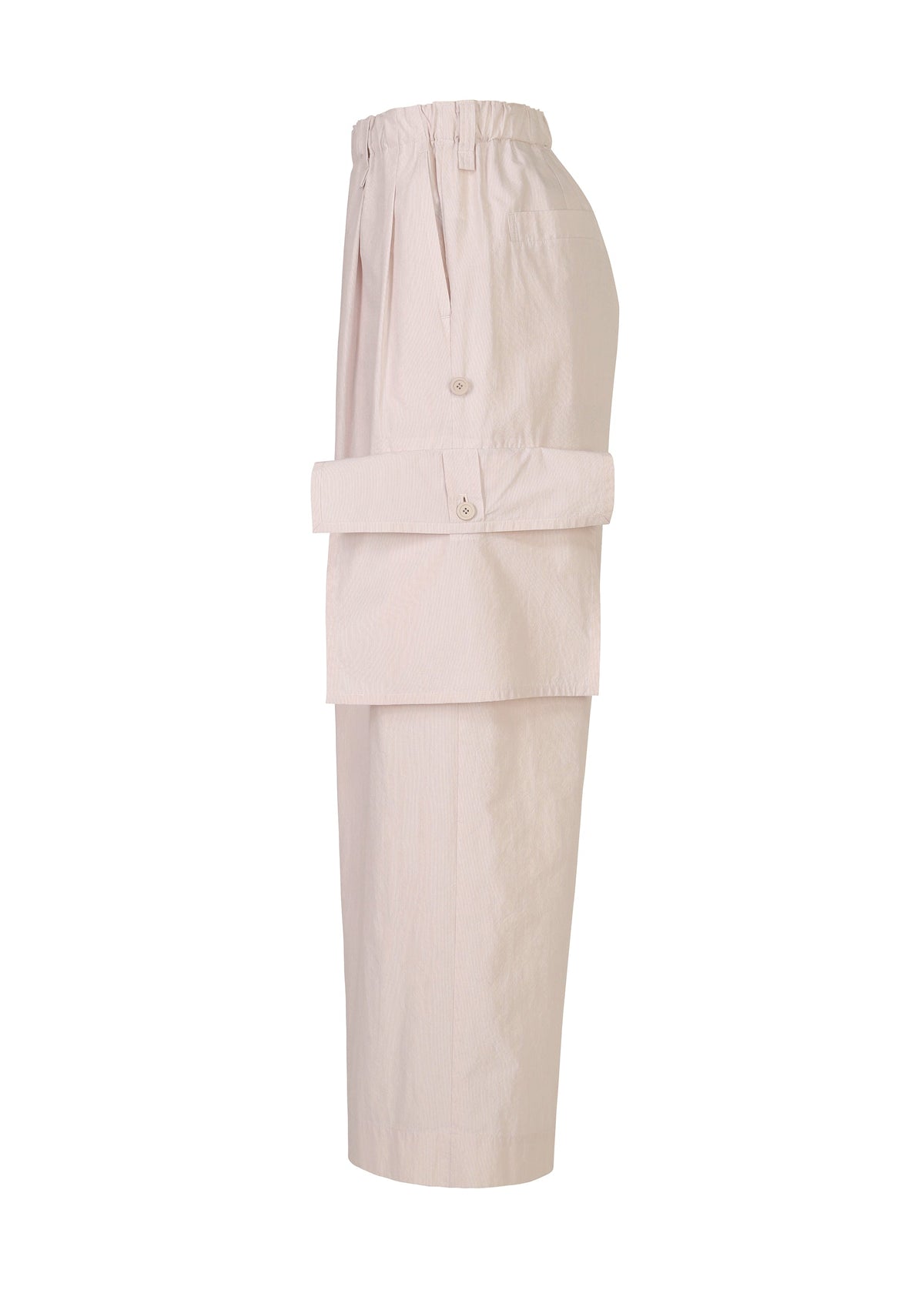 A detail shot of the HOMME PLISSÉ ISSEY MIYAKE FRESHEN trousers.