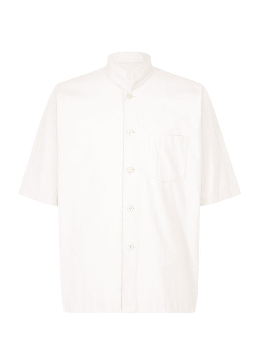 A product shot of the HOMME PLISSÉ ISSEY MIYAKE STREAMLINE SHIRT shirt in white (01).