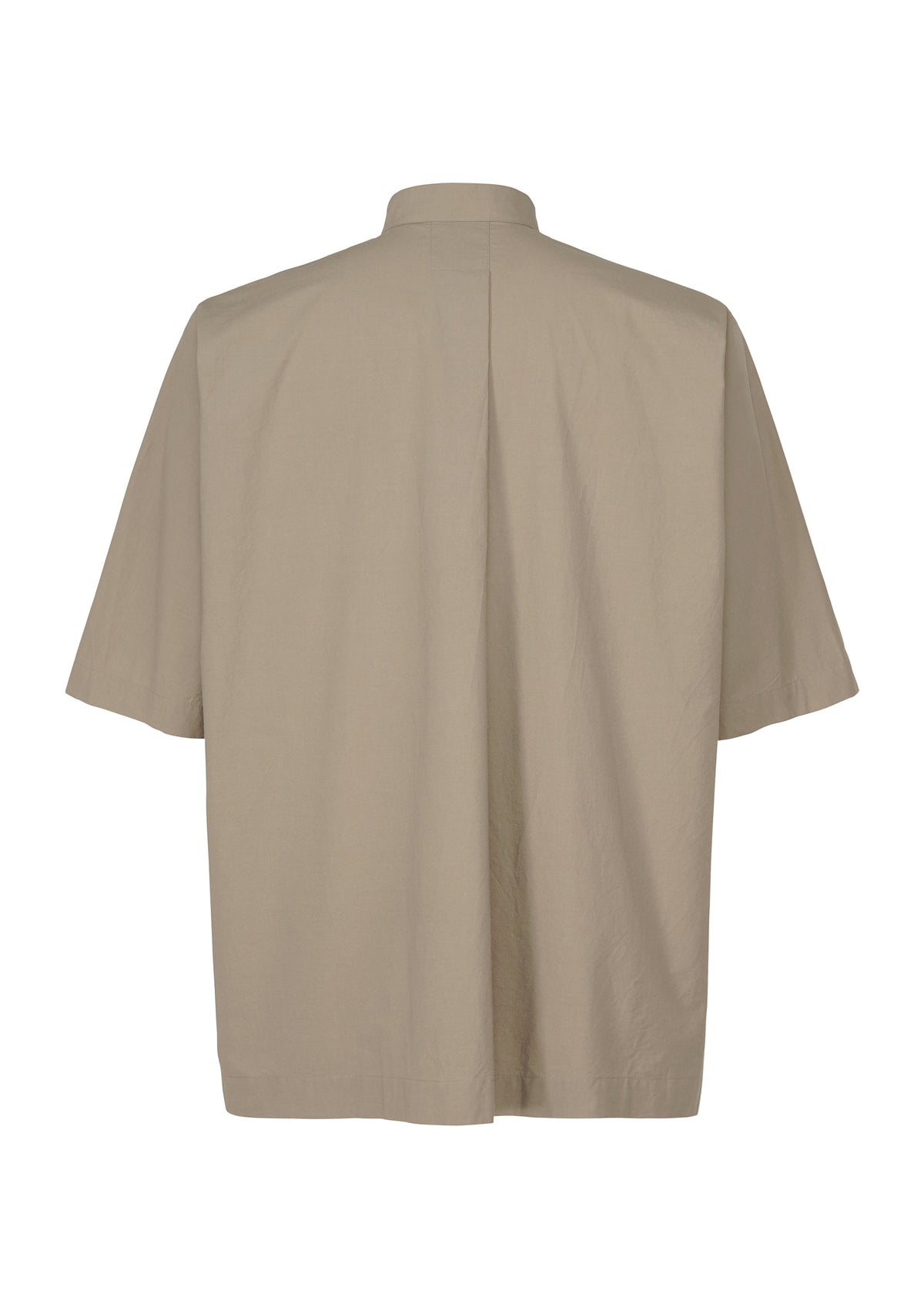 A detail shot of the HOMME PLISSÉ ISSEY MIYAKE STREAMLINE SHIRT shirt.